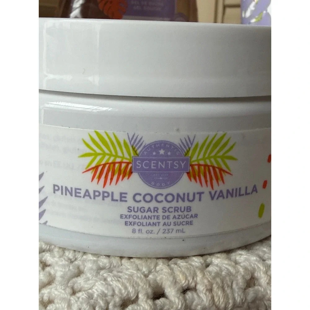 Scentsy pineapple coconut